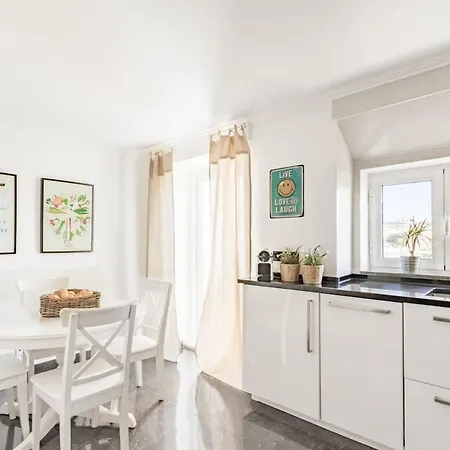 Estrela House With View By Local Apartment